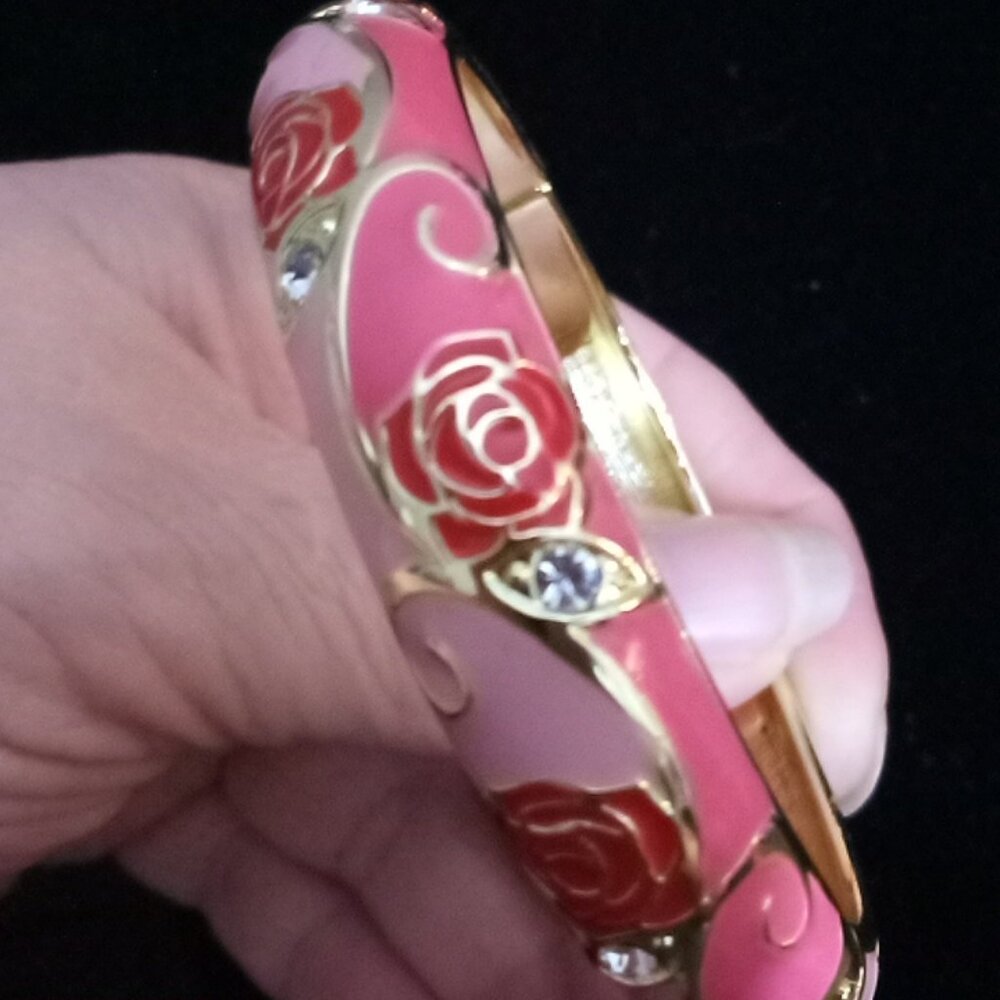 Beautiful JTF signed vintage bangle bracelet pink and gold  with crystals